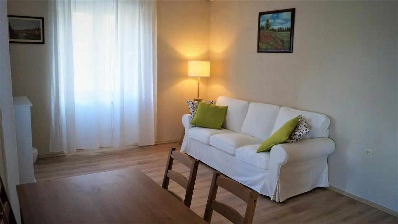 Apartments Garden Motovun Croatia