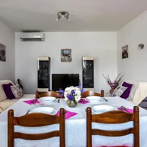Apartment Koraca, Roc